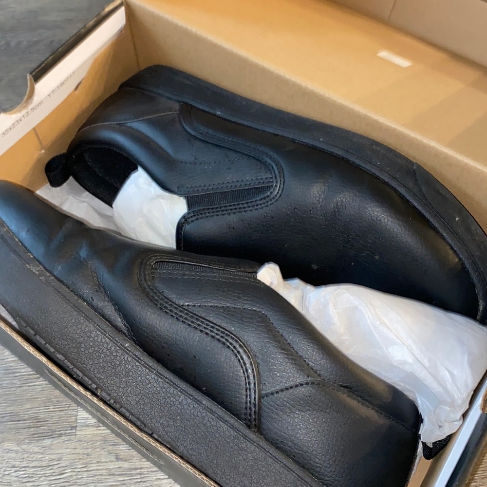 Brazos service Slip resistant shoes Men’s size 13